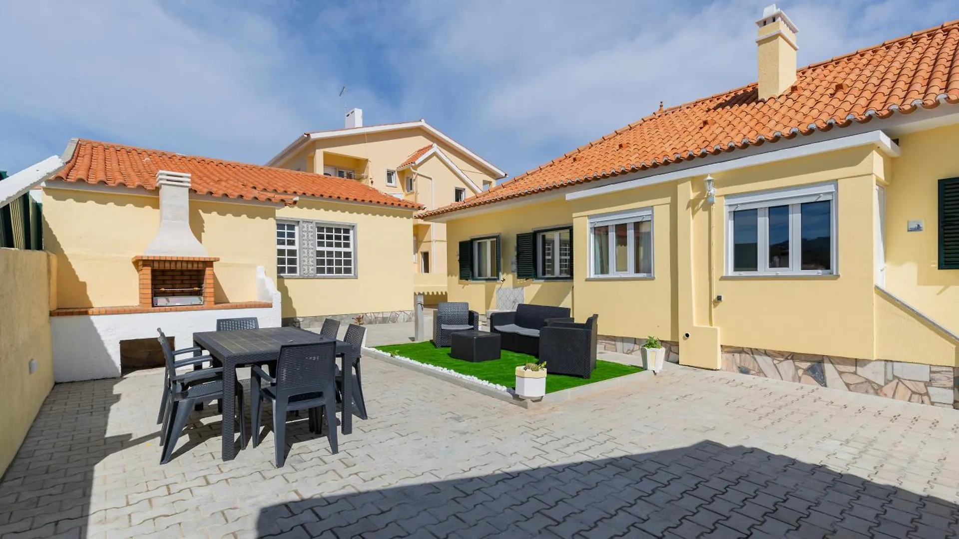 Casa Da Roseira By Lovelystay Sintra Holiday home